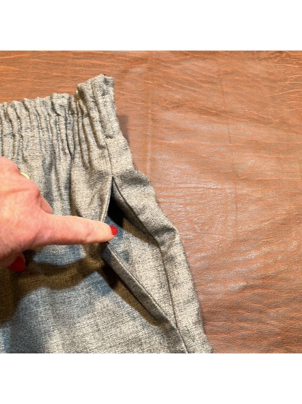 J. CREW Factory Gray Wool Skirt w/ Ruffle Elastic Waist & Front Pockets Size 0 - Picture 4 of 7
